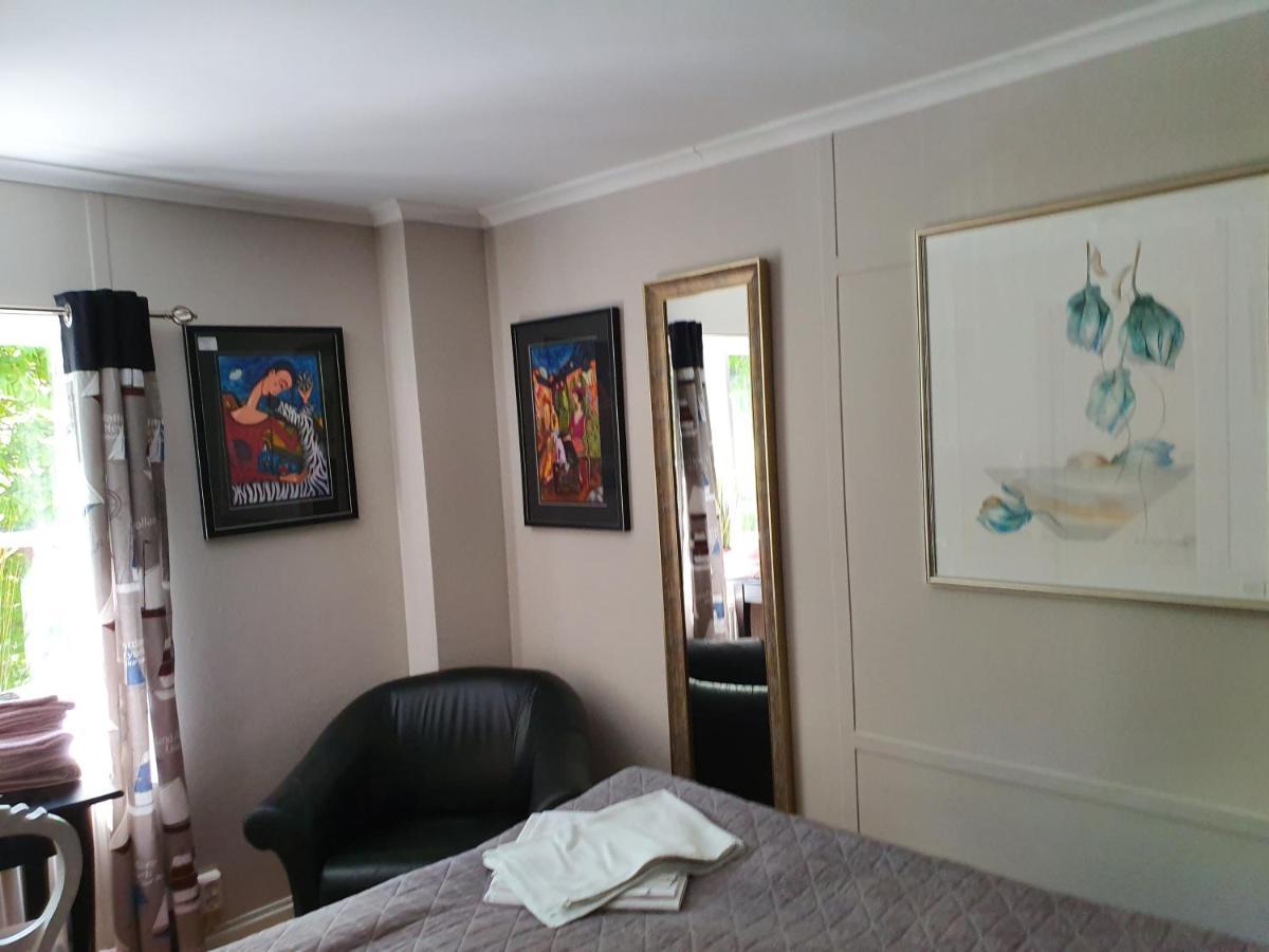 Mangelgardens B&B Söderköping Buitenkant foto