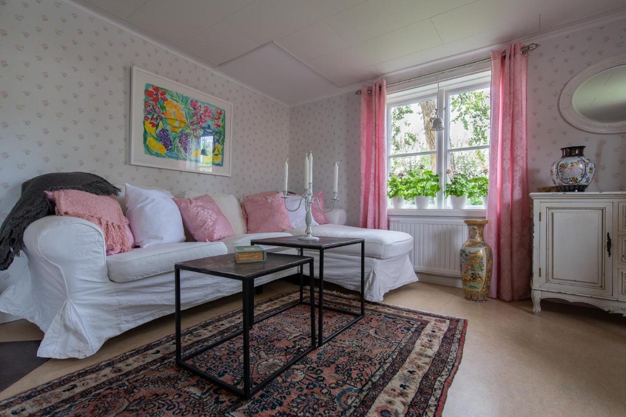 Mangelgardens B&B Söderköping Buitenkant foto